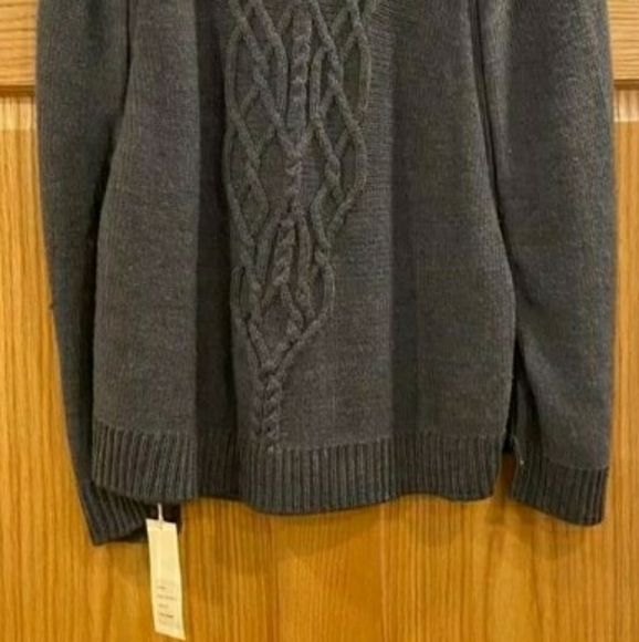 A. MOSS Sweater cap - Picture 16 of 16